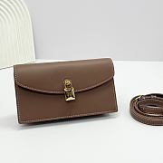 Colestore Loro Piana Extra Pochette Calfskin Brown 18x10x2.5cm - 1