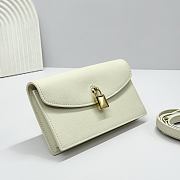 Colestore Loro Piana Extra Pochette Calfskin Ivory White 18x10x2.5cm - 2