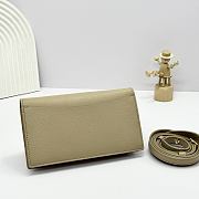 Colestore Loro Piana Extra Pochette Calfskin Beige 18x10x2.5cm - 2