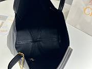 Colestore Chloe Spin Tote Bag In Grained Leather in Black 35x39x16 cm - 2
