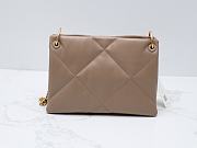 Colestore Tory Burch Small Kira Diamond Quilt Shoulder Bag in Vanilla 26.5x7.5x19cm - 5