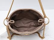Colestore Tory Burch Small Kira Diamond Quilt Shoulder Bag in Vanilla 26.5x7.5x19cm - 2