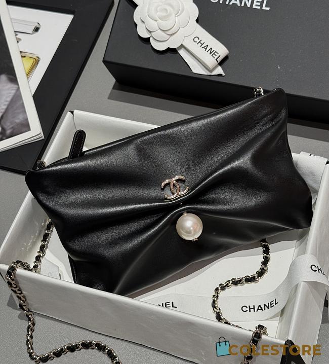 Colestore Chanel Clutch with Chain Metallic Lambskin, Imitation Pearl & Gold-Tone Metal Black 14X24x5cm - 1