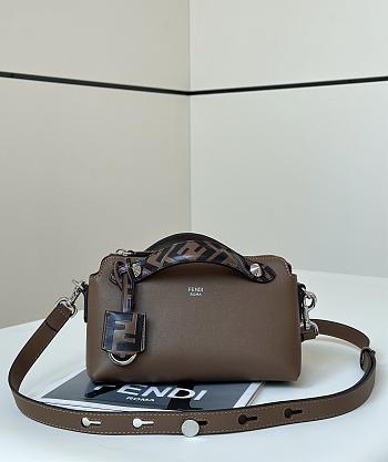 Colestore Fendi Brown The Way Bag in Black size 20cm