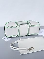 Colestore Bottega Veneta Arco Small Intrecciato Leather Tote Bag in White 30x20x11.5cm - 6