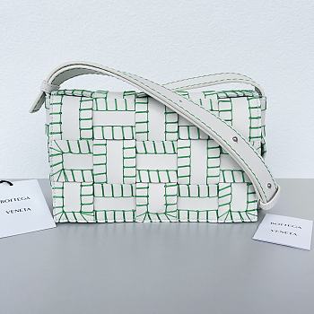 Colestore Bottega Veneta Overlock Stitched Cassette Bag in White Green 23x15x5.5cm