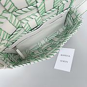 Colestore Bottega Veneta Overlock Stitched Cassette Bag in White Green 23x15x5.5cm - 3