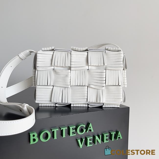 Colestore Bottega Veneta Fringe Cassette - White 23x15x5.5cm - 1