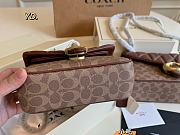 Colestore Coach Tabby Beige Brown 20 x 7 x 11cm - 2
