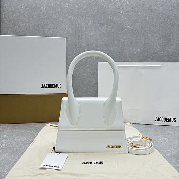 Colestore Jaccquemus Le Chiquito Moyen in White 24x18x10cm