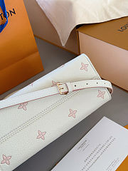 Colestore Louis Vuitton On The Go Pm Monogram Empreinte 25x20x12cm - 6