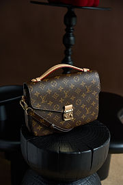 Colestore Louis Vuitton Pochette Métis Monogram 25 x 19 x 7 cm - 6