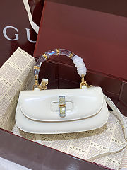 Colestore Gucci Bamboo Diva White Medium Bag 26.6x13x8 cm - 1