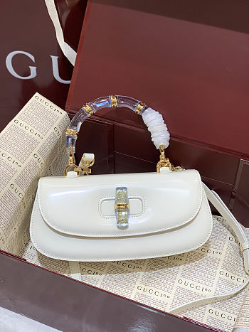 Colestore Gucci Bamboo Diva White Medium Bag 26.6x13x8 cm