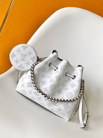 Colestore Louis Vuitton Bella Bucket Bag in White 19x22x14cm
