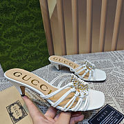 Colestore Gucci Sandals Crystal-Embellished Diamond Buckle in White - 5