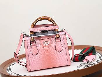 Colestore Gucci Diana Python Small Tote Bag Pastel Pink 20x16x10cm