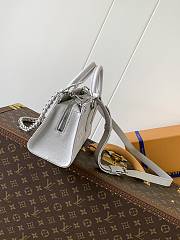 Colestore Louis Vuitton OnTheGo East West Gray 18 x 12 x 16cm - 2