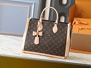 Colestore  Louis Vuitton OnTheGo MM Monogram 35 x 27 x 14cm - 1