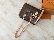 Colestore  Louis Vuitton OnTheGo MM Monogram 35 x 27 x 14cm - 2