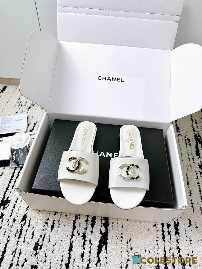 Colestore Chanel 25A Slides Sandals White - 1