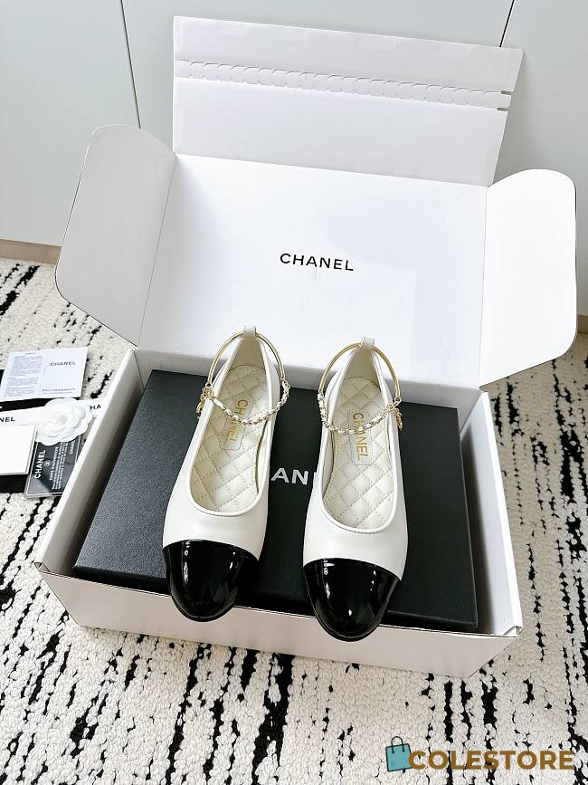 Colestore Chanel Lambskin Patent Calfskin Cap Toe Ankle Chain Ballerina Flats White - 1