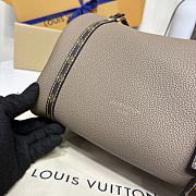Colestore Louis Vuitton Nicolas Ghesquière Soft Keepall Bag Brown Beige 25x15x18cm - 2