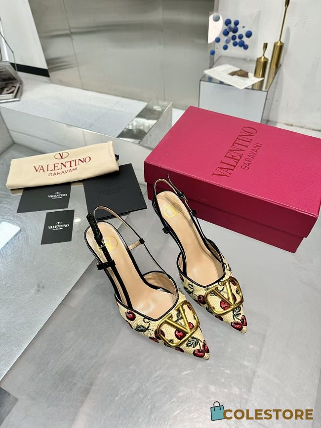 Colestore Valentino Garavani Embroidered raffia VLogo Signature Slingback Pumps Black - 1