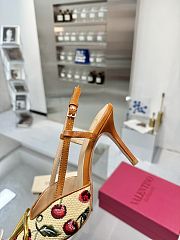  Colestore Valentino Garavani Embroidered raffia VLogo Signature Slingback Pumps  - 6