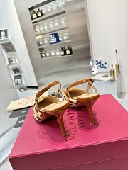  Colestore Valentino Garavani Embroidered raffia VLogo Signature Slingback Pumps  - 3