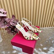 Colestore Valentino Garavani Embroidered raffia VLogo Signature Slingback Pumps White - 1