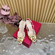 Colestore Valentino Garavani Embroidered raffia VLogo Signature Slingback Pumps White - 4