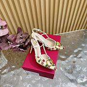 Colestore Valentino Garavani Embroidered raffia VLogo Signature Slingback Pumps White - 3