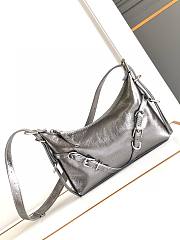 Colestore Givenchy Voyou Sliver Mini Leather Shoulder Bag 24x18x3.5cm - 1