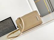 Colestore Givenchy Mini Antigona Cube Beige bag in leather 13x19x22cm - 2