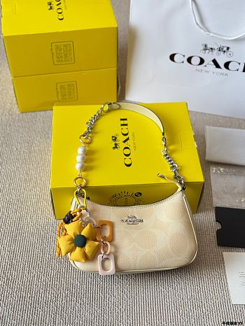 Colestore Coach Teri Shoulder Bag Yellow  24 x 13 cm