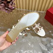 Colestore Valentino Garavani Rockstud Leather Slides White - 2