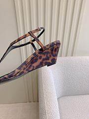 Colestore Saint Laurent Cassandra Wedges in Leopard Grosgrain Manto Naturale - 6