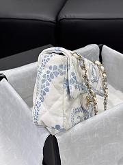 Colestore Chanel CoCo Beach Flap bag Printed Denim & Gold-tone Metal, White & Blue  - 6