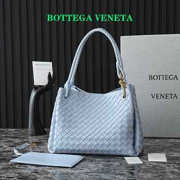 Colestore Bottega Veneta Large Parachute Lunar 30x26x20cm