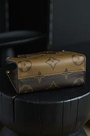 Colestore Louis Vuitton OnTheGo BB Monogram Reverse 20 x 15 x 9cm - 2