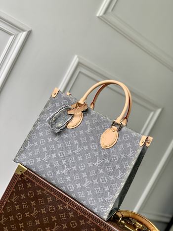 Colestore Louis Vuitton OnTheGo MM Monogram Denim 35 x 27 x 14cm