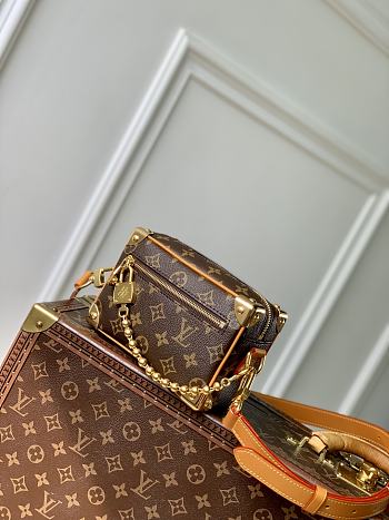 Colestore Louis Vuitton Mini Soft Trunk Monogram 13 x 8 x 18.5cm