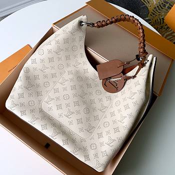 Colestore Louis Vuitton Carmel Cream 35x40x17cm