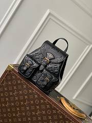 Colestore Louis Vuitton Backup Black 20x22x14cm - 1