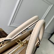 Colestore Louis Vuitton OnTheGo East West Monogram Empreinte Leather Cream 25x13x10cm - 6