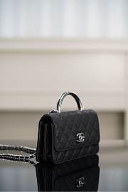Colestore Chanel Top Handle Accordion Bag in Black 11x18.5x6cm - 2