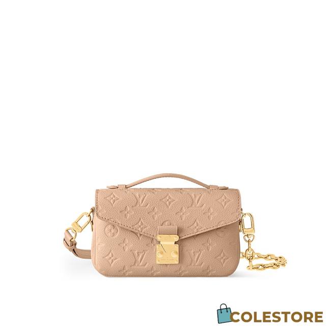 Colestore Louis Vuitton Pochette Métis East West in Sand Leather 21.5x13.5x6cm - 1