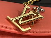 Colestore Louis Vuitton Wallet On Chain LV Bloom Sweet Coral 20x11.5x4cm - 2
