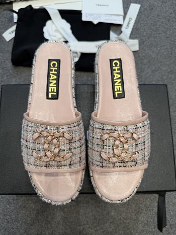 Colestore Chanel Tweed Chain Slides Pink